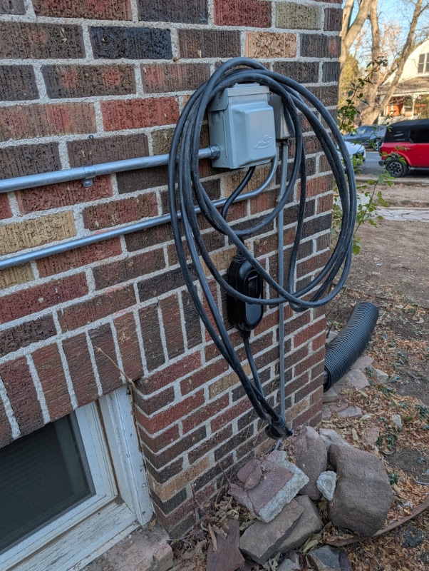 Building Photo - 929 11th St