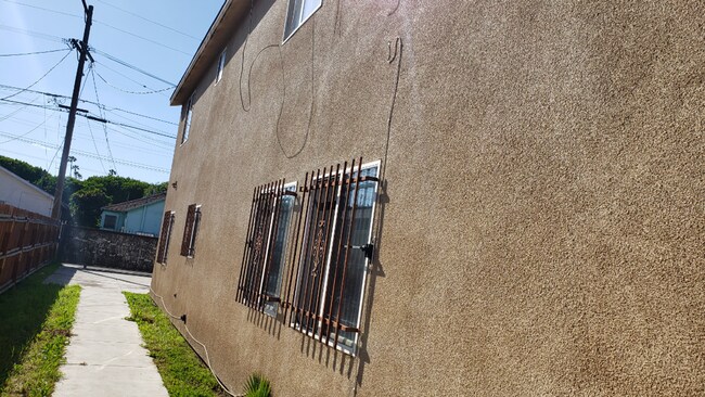 Building Photo - Menlo(8923)