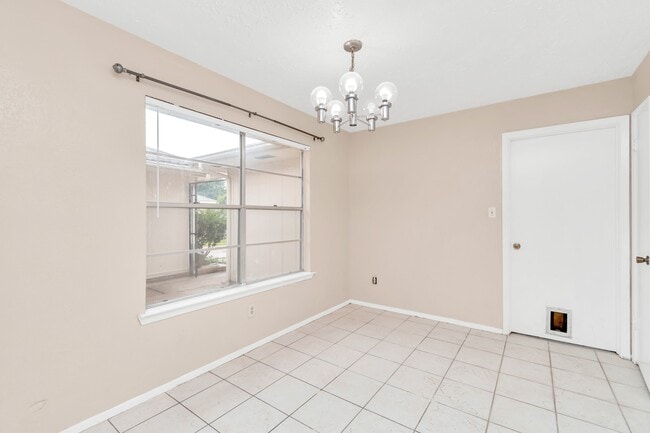 Building Photo - 13411 Splintered Oak Dr