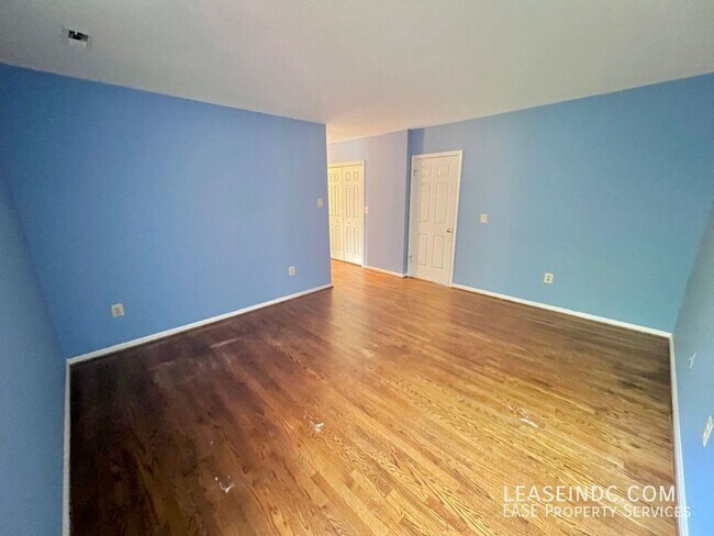 Building Photo - 1445 Hampton Hill Cir