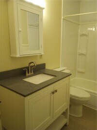 Building Photo - 410 Euclid Ave