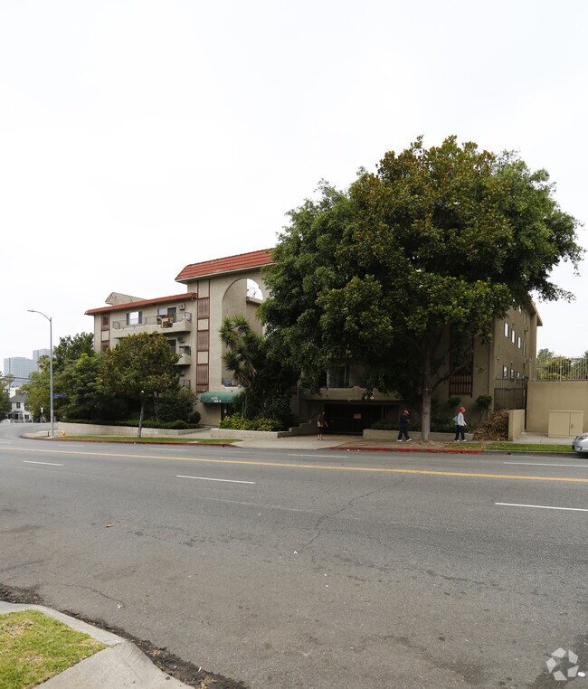 Virgil Apartments 333 S Virgil Ave Los Angeles CA 90020 Apartment