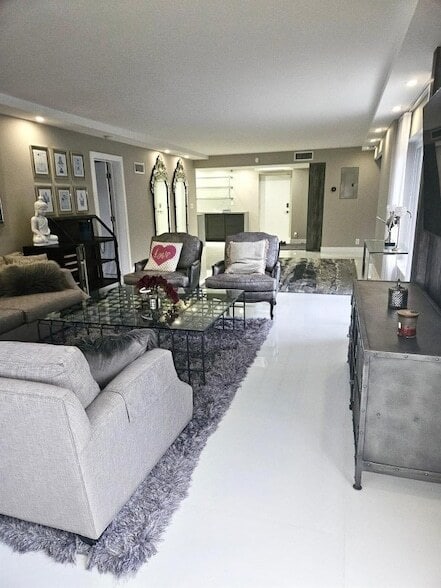 Building Photo - 1151 N Fort Lauderdale Beach Blvd