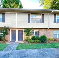 Building Photo - 28 Villa Ct SE