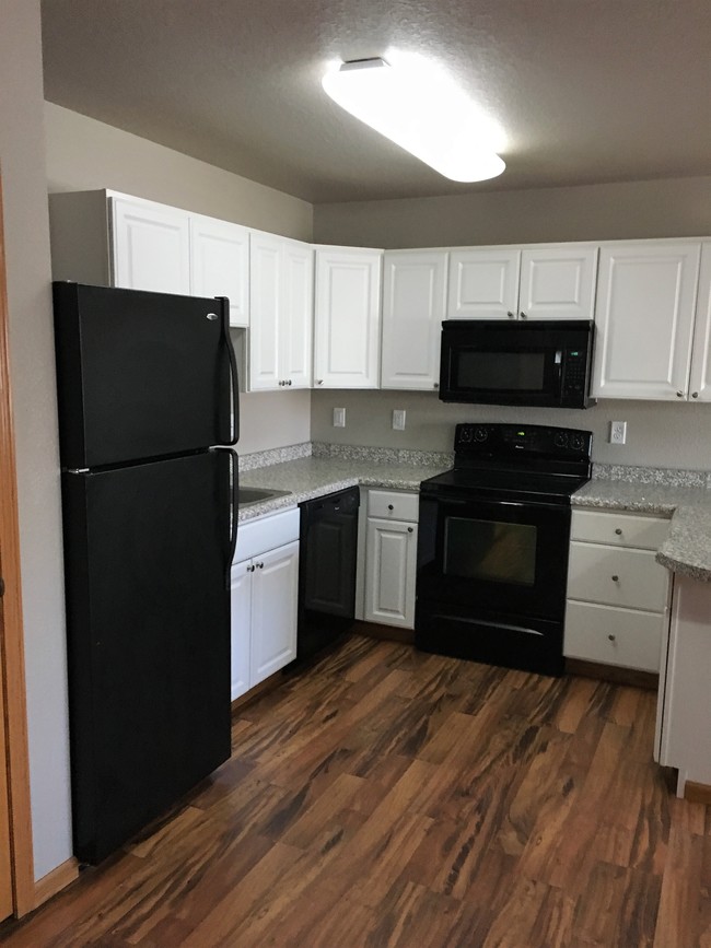 Theater Apartments - 117 W Main St Beulah ND 58523 | Apartment Finder