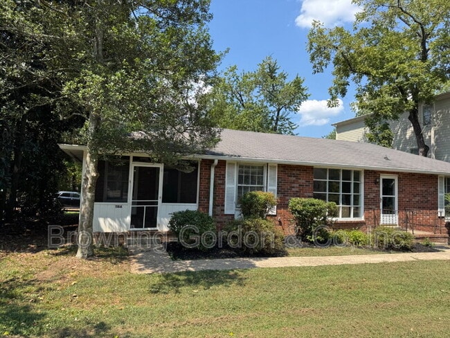 Building Photo - 118 Lincoln Ct