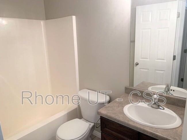 Building Photo - 9639 S Villa Springs Cove