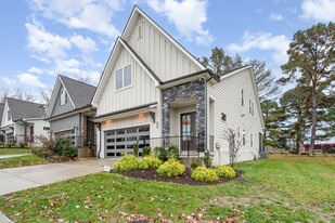 Building Photo - 3058 Wiltshire Pk Pl