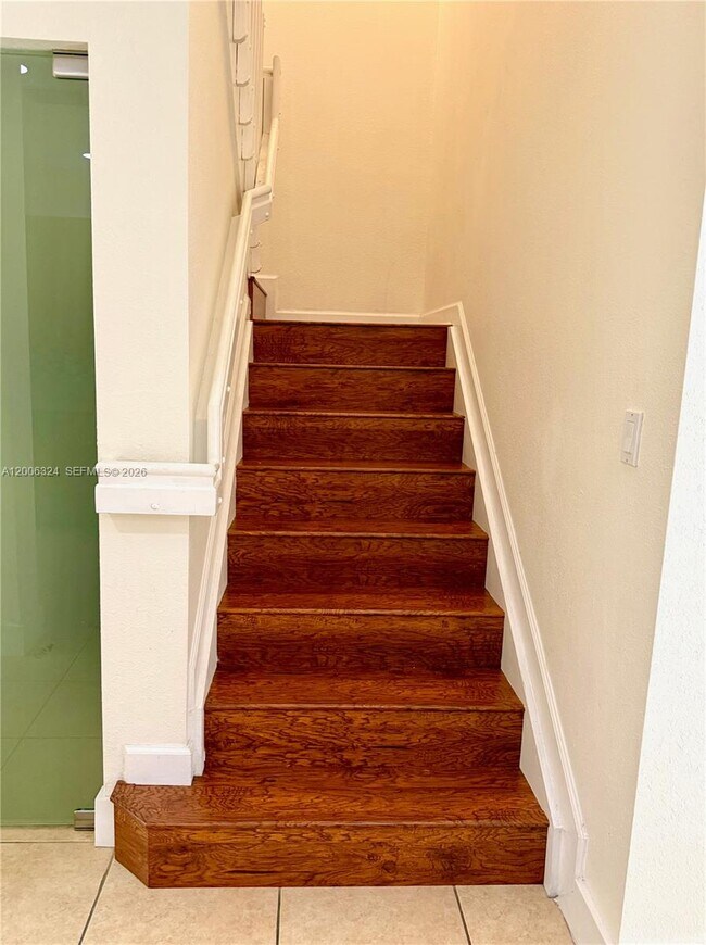 Building Photo - 10747 NW 76th Ln