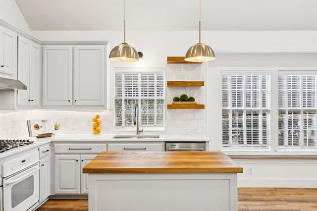 Building Photo - 1273 Tioga Dr