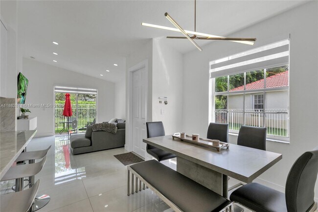 Building Photo - 2663 SW 187th Ave