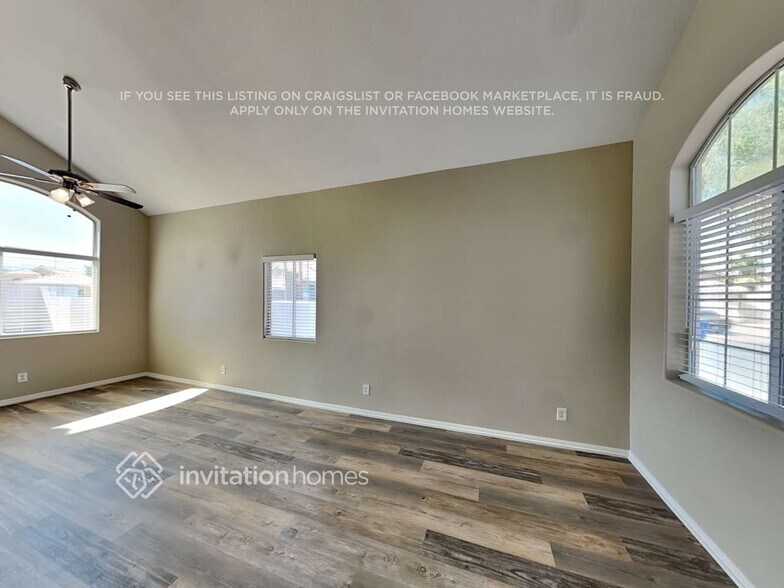 Building Photo - 3925 Laurel Brook Dr