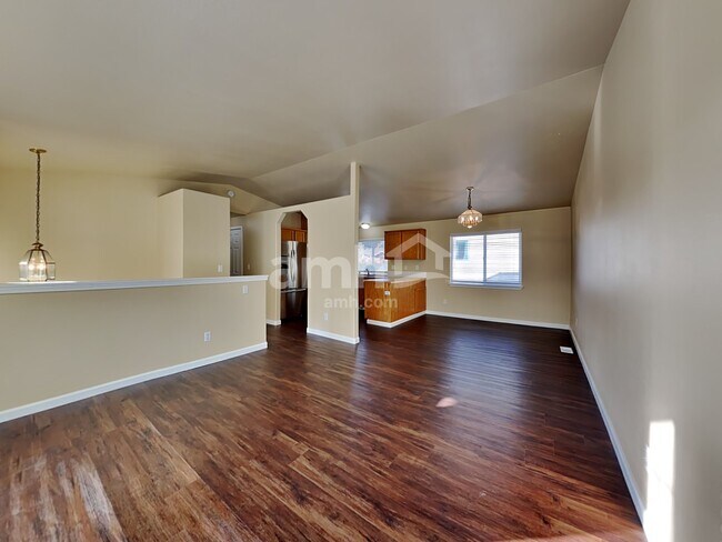 Building Photo - 5725 209th St E