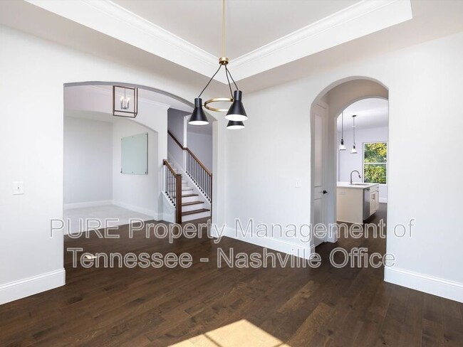 Building Photo - 631 Silva Ln