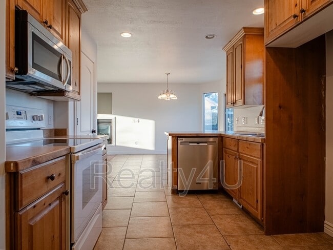 Building Photo - 13341 Copper Park Dr