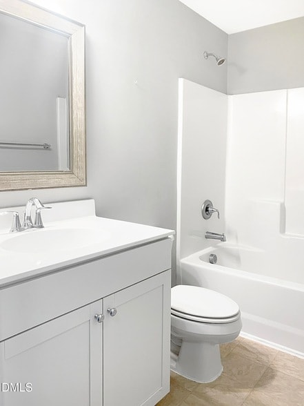 Building Photo - 416 Cherry St