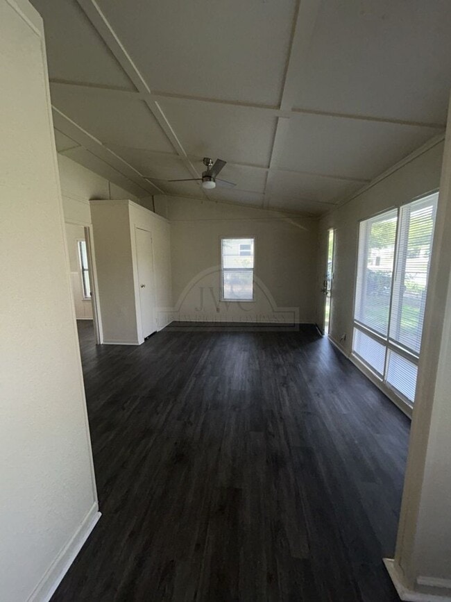 Building Photo - ***Two-Weeks Free Rent***910 Evergreen Street, Killeen