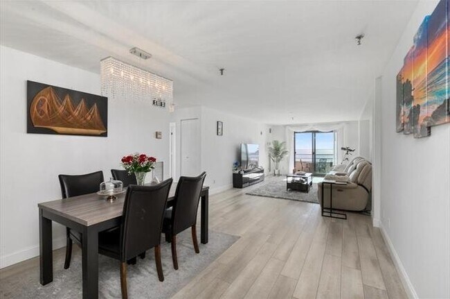 Building Photo - 376 Ocean Ave