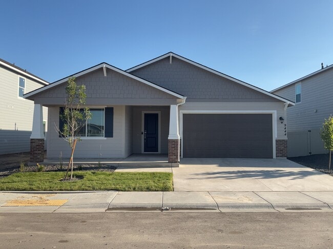 Building Photo - 9444 W Shumard St