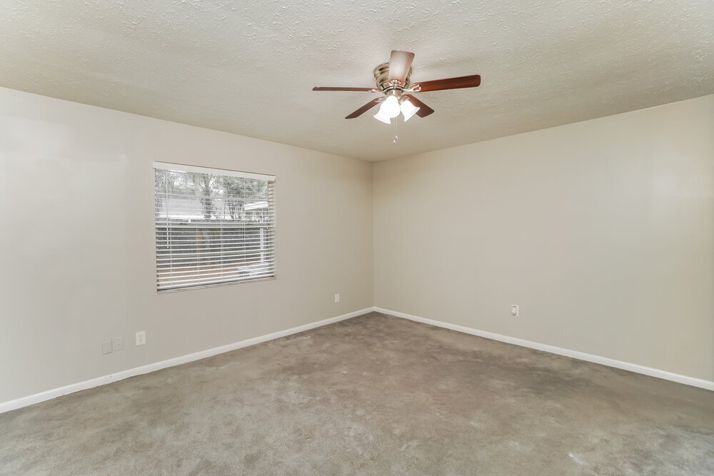 Building Photo - 308 Timber Creek Dr