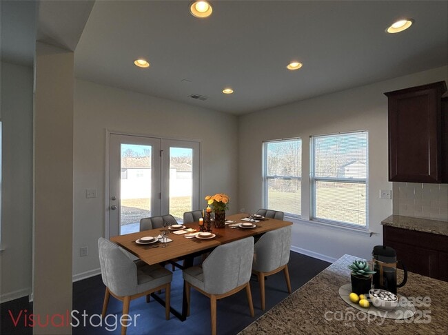 Building Photo - 6091 Starnes Dr
