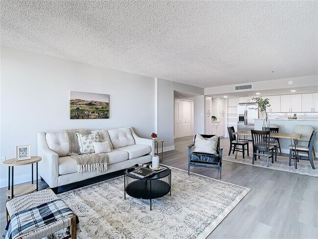 Building Photo - 400 Island Way