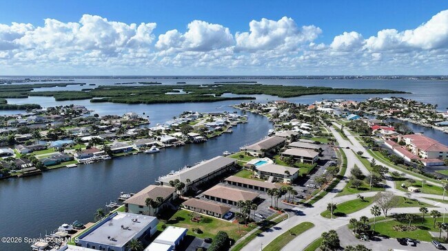 Building Photo - 325 S Banana River Blvd