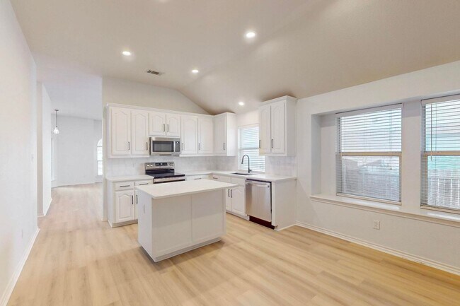 Building Photo - 4817 Valley Springs Trail