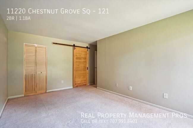 Building Photo - 11220 Chestnut Grove Square