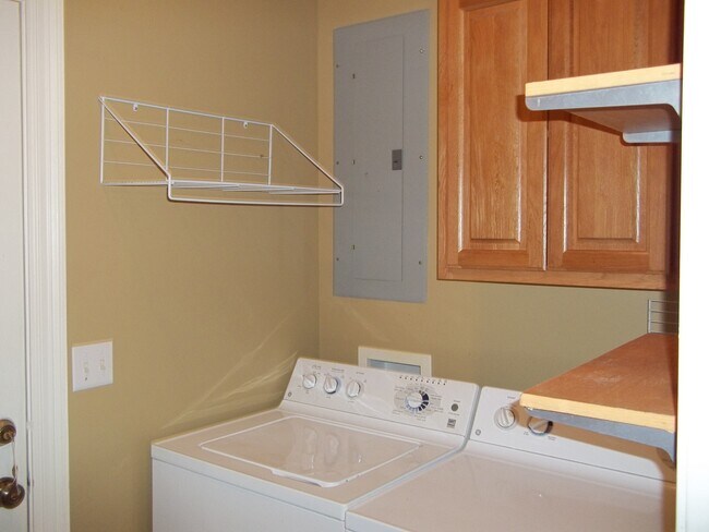 Utility Room - 612 Quence Dr