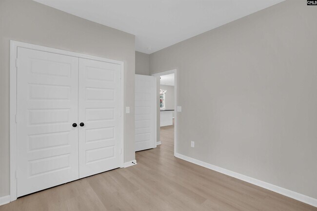 Building Photo - 2512 Marling Dr