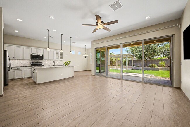Building Photo - Ironwood Crossings