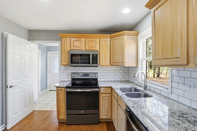 Building Photo - 7026 Spring Mill Rd