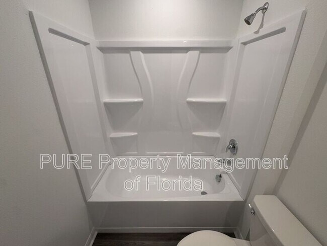 Building Photo - 1304 NW 48th Terrace