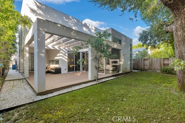 Building Photo - 16518 Moorpark St