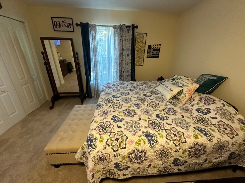 Building Photo - 11062 Liberto Rd