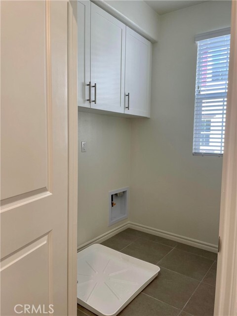 Building Photo - 2424 Villena Way