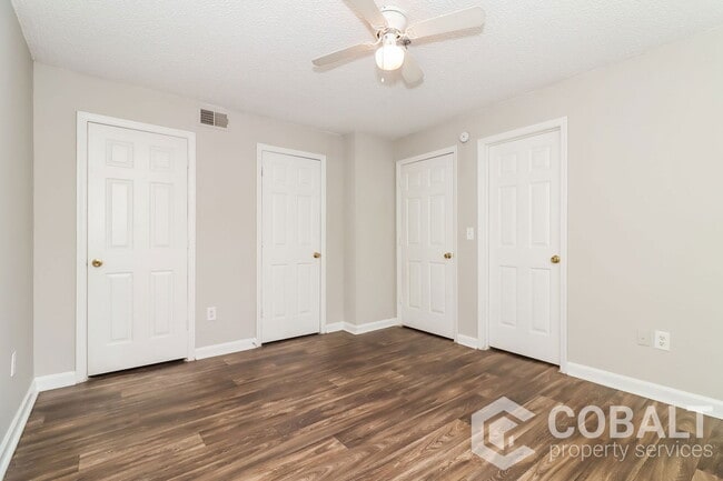 Building Photo - 987 Collier Rd NW