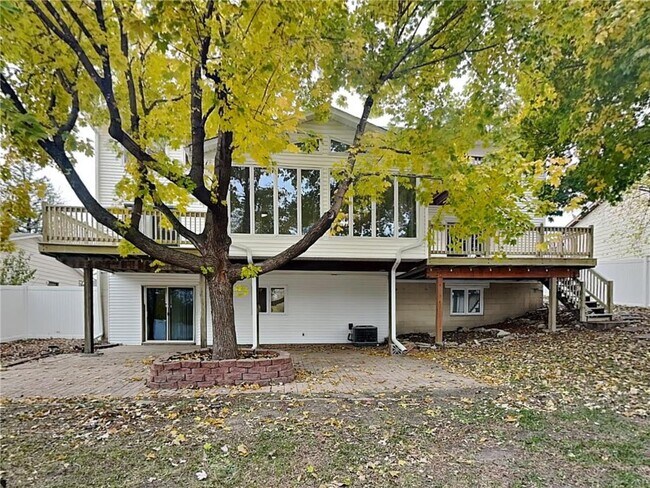 Building Photo - 8525 Ivywood Ave S