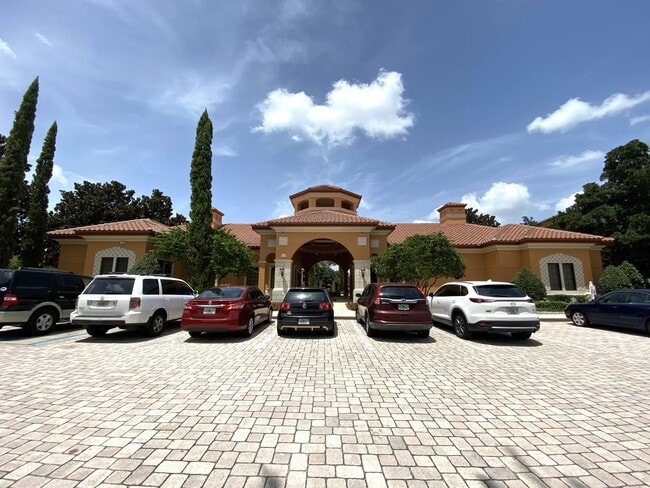 Building Photo - 6129 Metrowest Blvd