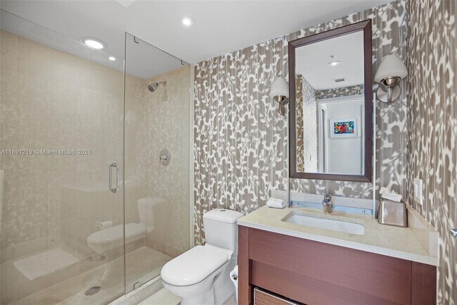 Building Photo - 6899 Collins Ave