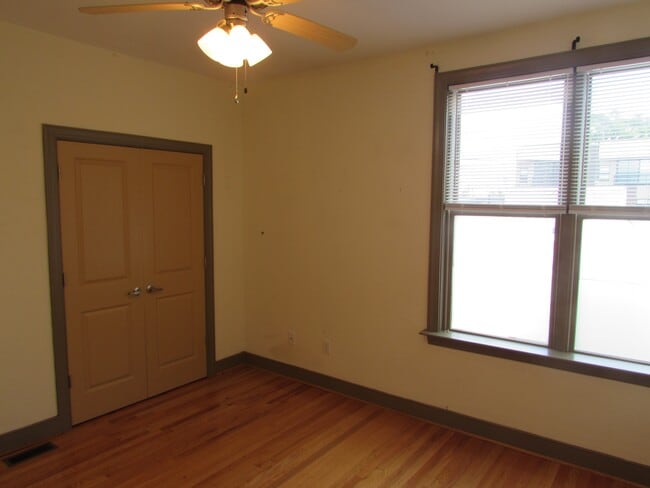 Building Photo - 2628 W Grace St