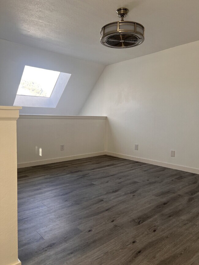 Building Photo - Newly Renovated 1-Bedroom 1-Bath Condo in Thornton! 2-Balconies, 1-Reserved Parking Spot.