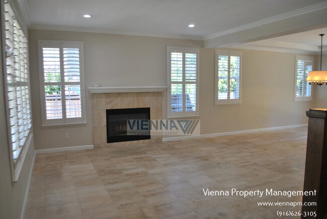 Building Photo - 3750 Jennieke Ct