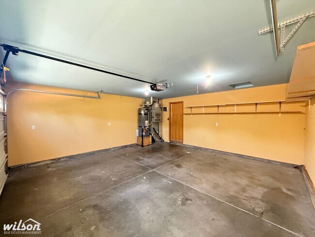 Building Photo - 7400 Richey Rd