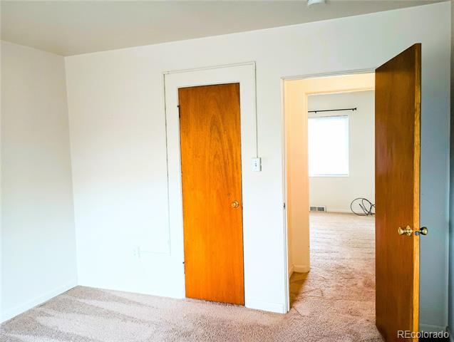 Building Photo - 1927 Alpine Dr