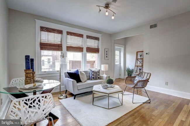 Building Photo - 1618 S St NW