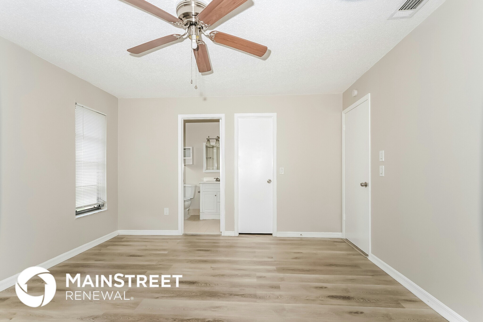 Building Photo - 350 NE Genesee Ave