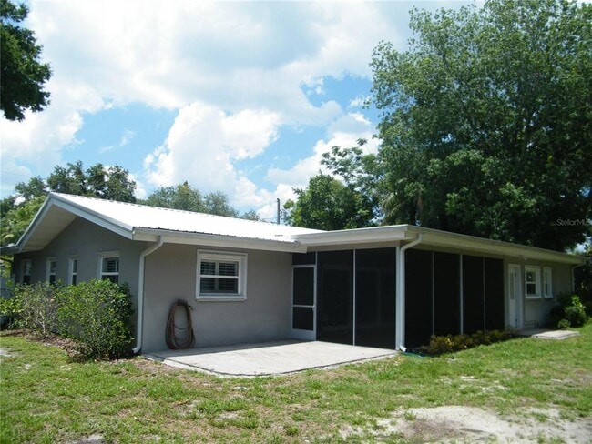 Building Photo - 1060 Jesse Ave