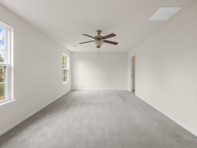Building Photo - 4 Bedroom/2 Bath Duncan/Riverfalls
